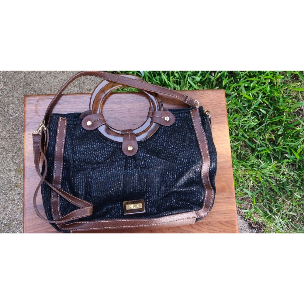 Relic Brand Purse